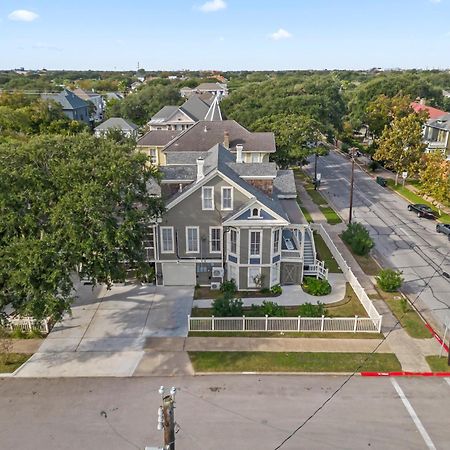 Historic Galveston Family Beach Home With 3 King Beds Εξωτερικό φωτογραφία