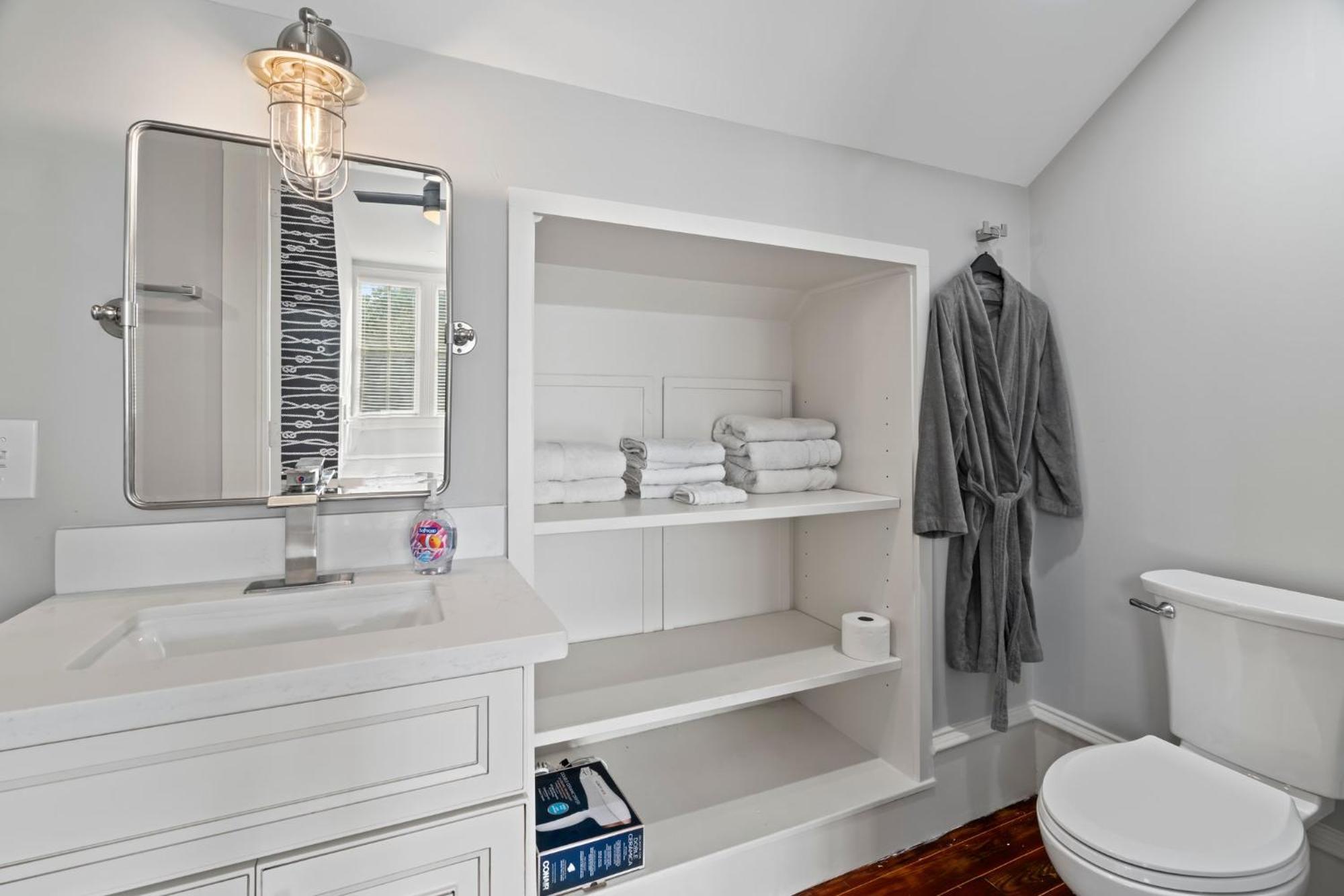 Historic Galveston Family Beach Home With 3 King Beds Εξωτερικό φωτογραφία