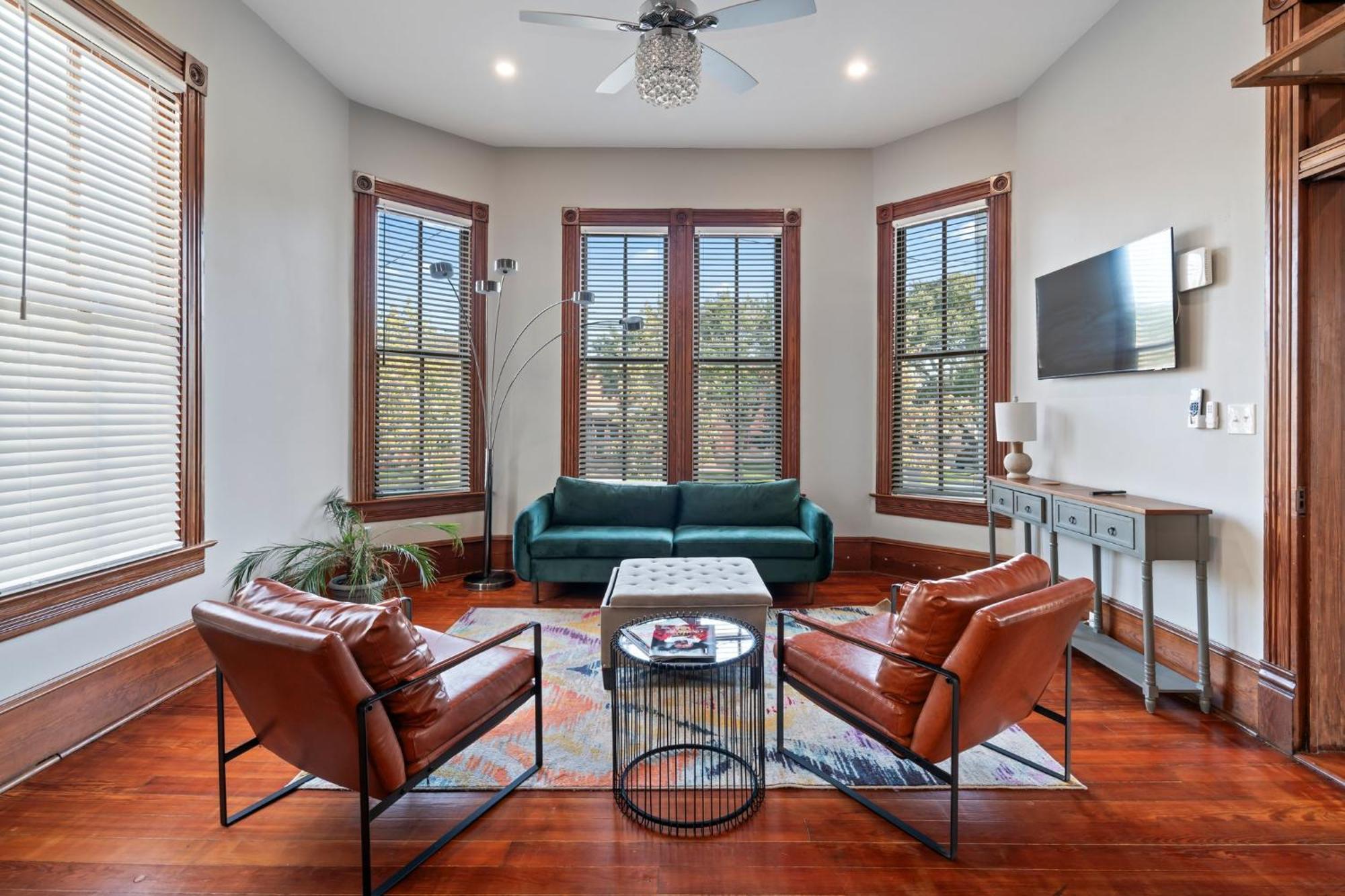 Historic Galveston Family Beach Home With 3 King Beds Εξωτερικό φωτογραφία