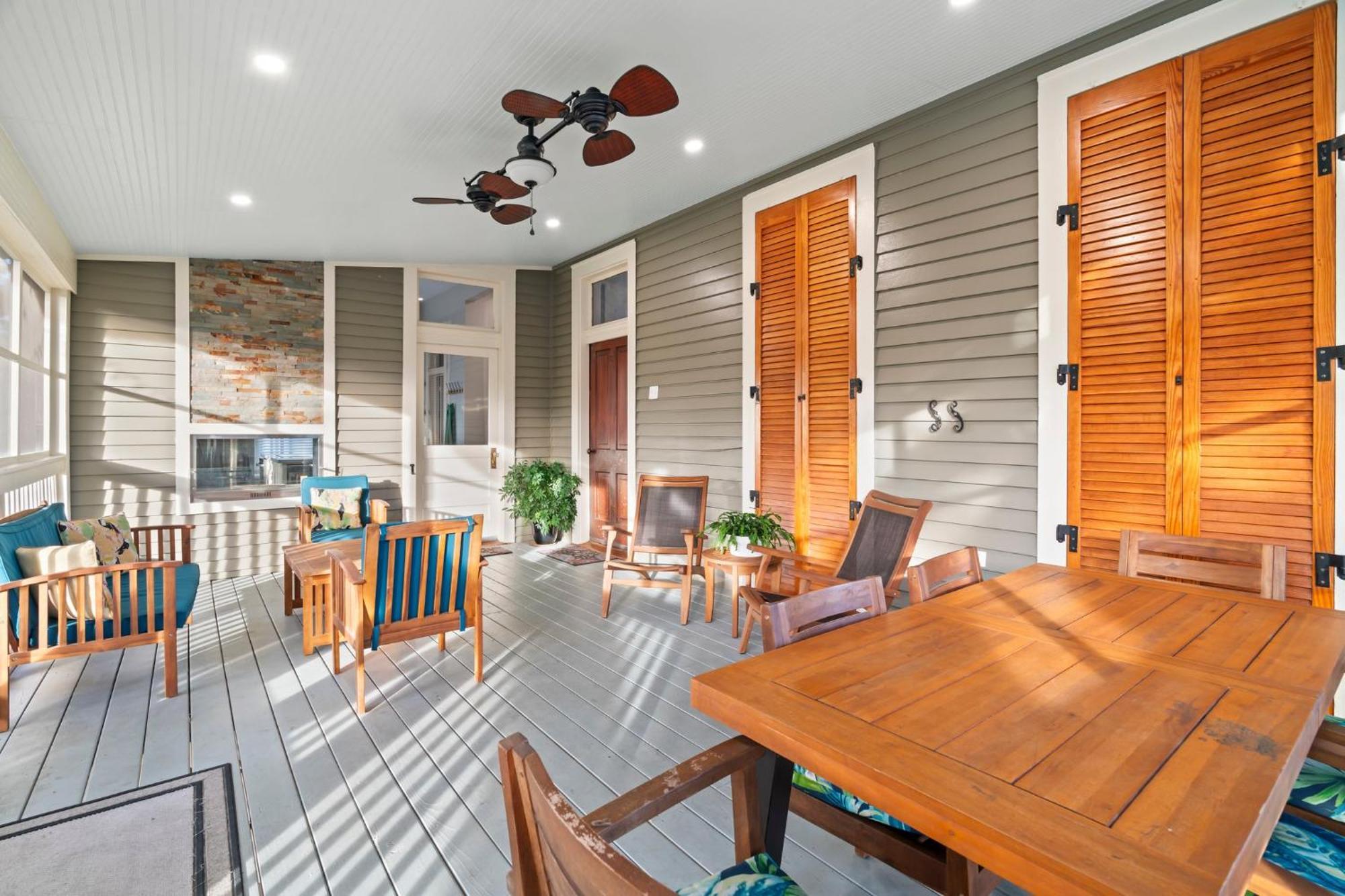 Historic Galveston Family Beach Home With 3 King Beds Εξωτερικό φωτογραφία